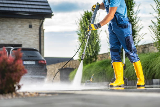 Best Sidewalk and Walkway Cleaning  in Irwindale, CA